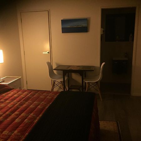 Accommodation In Frimley Hastings Luaran gambar