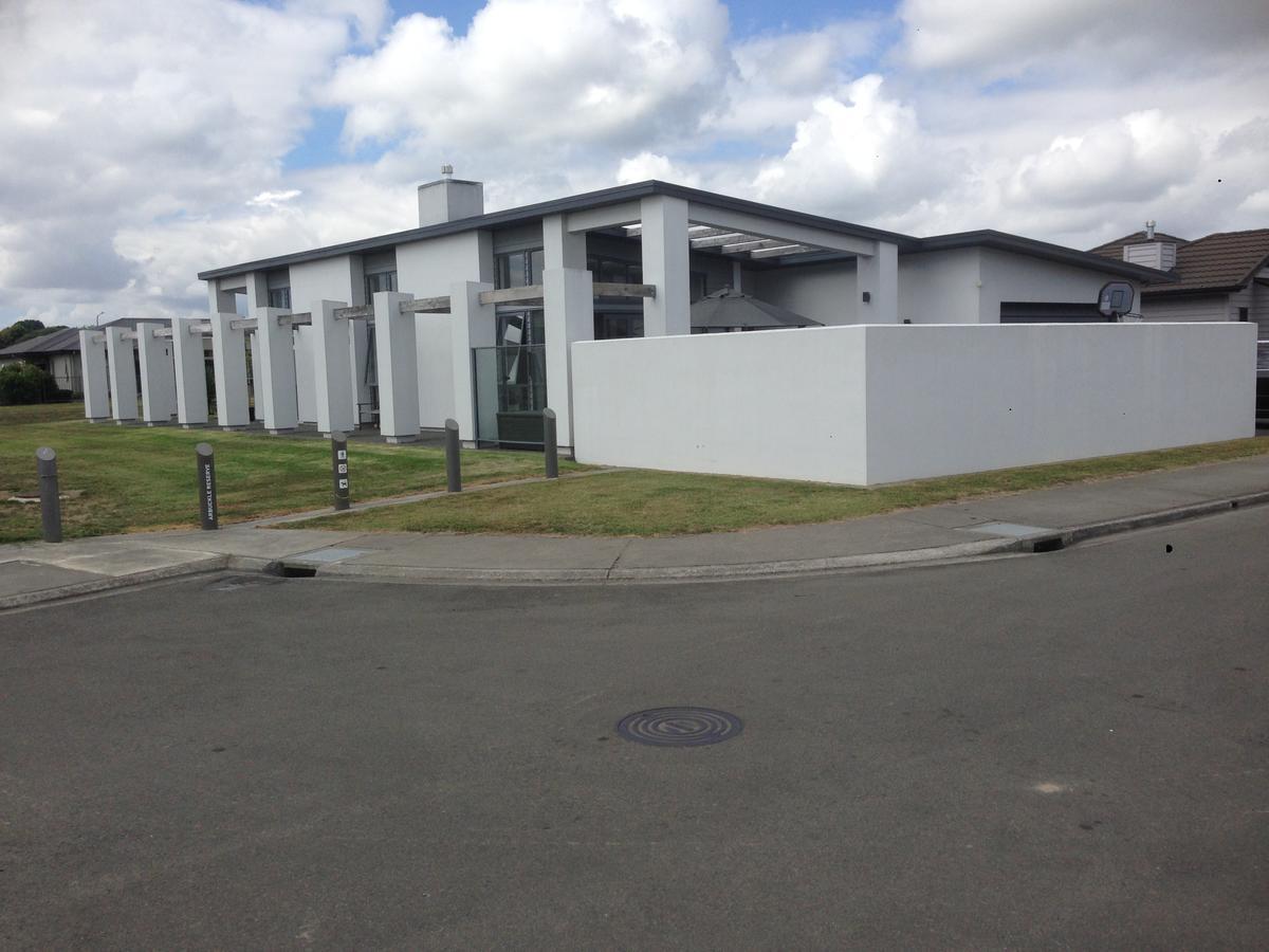 Accommodation In Frimley Hastings Luaran gambar